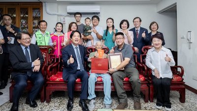 百歲人瑞數5749人創新高 最年長122歲也創紀錄