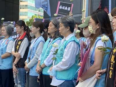 空服員工會赴勞動部抗議 籲修法保障請假權