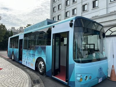 國產氫能巴士整車海外參展 台灣進軍全球市場