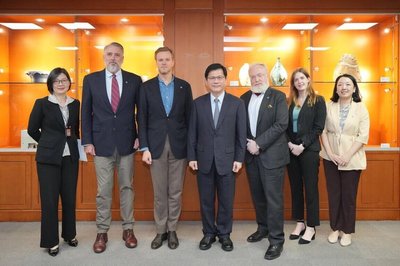 立陶宛前外長肯定台灣強化防衛 提升全社會韌性