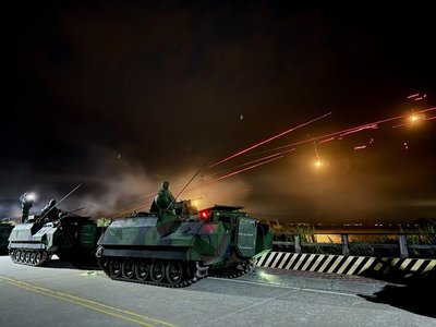 馬防部南竿雲台操演 實兵實彈操演模擬敵軍夜襲