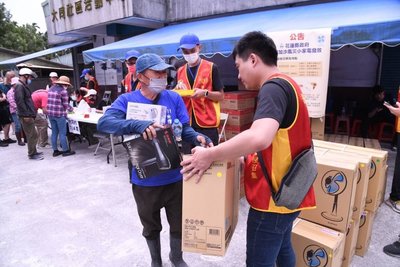 花蓮光復災區物資發送　大型家電因現貨不足延遲