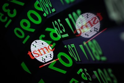 台股跌248點收27651點失守月線 台積電收1460元