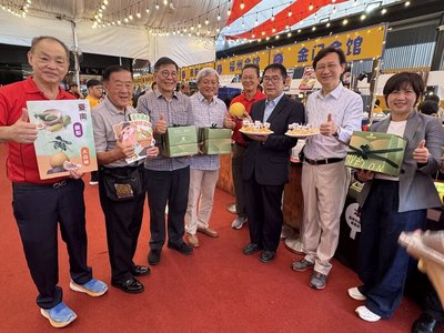 黃偉哲赴星推廣台南洋香瓜　駐星代表邀旅客來台觀光