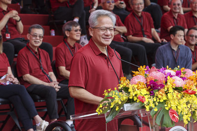 魏哲家稱5兆男 黃仁勳致謝台積電:你們幫我蓋輝達