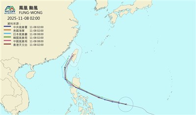 颱風鳳凰逐漸接近 吳德榮:台灣大量降雨機率高