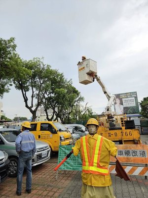 颱風鳳凰逼近 台電台南區處加強樹修礙洗戒備