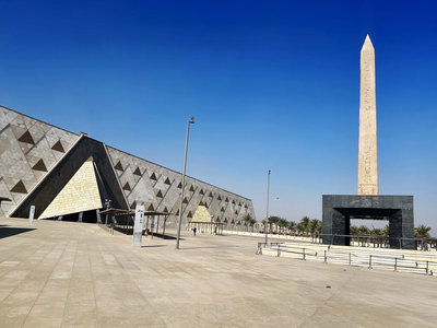 大埃及博物館開幕後人潮擠爆 假日僅供線上購票