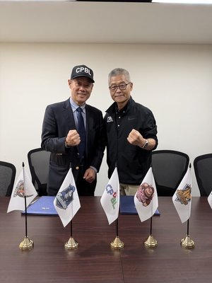 中職簽約日籍資深裁判 履行會長蔡其昌改革承諾