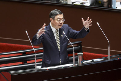 傳太子集團租101辦公室　卓榮泰：國家門面不能變詐騙