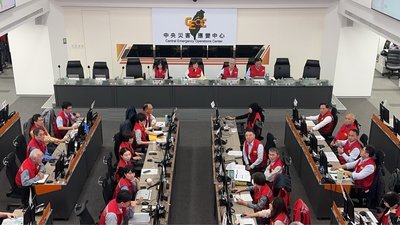 颱風鳳凰發陸警  台鐵平溪線全線停駛