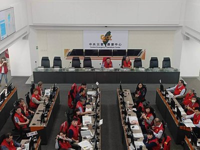 颱風鳳凰釀95傷災情共489件 宜蘭五結淹水、花蓮增堰塞湖