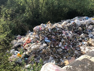 高雄月世界遭棄置廢棄物 台南某清除業者涉重嫌