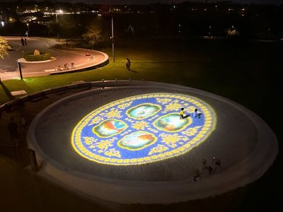 故宮南院文物古韻投映白螺沙灣　館外愈夜愈美麗