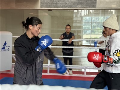 吳詩儀輕鬆解決韓國對手 WB盃拳擊年終總決賽爭金