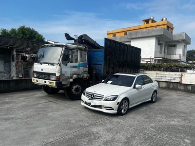 高雄月世界、田寮遭棄置垃圾 1人收押橋檢擴大偵辦