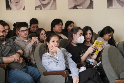 黃崇凱「新寶島」西譯本面世 馬德里首場講座爆滿