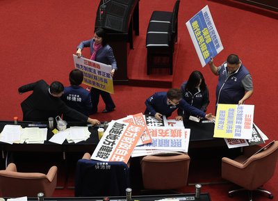 地制法三讀將年增1.8億人事費　內政部憂排擠預算