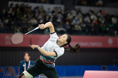 沈彥汝克服腿部傷勢　東京聽奧羽球女單奪銀