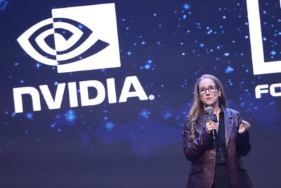 鴻海明年在台打造27兆瓦GB300資料中心　拚主權AI