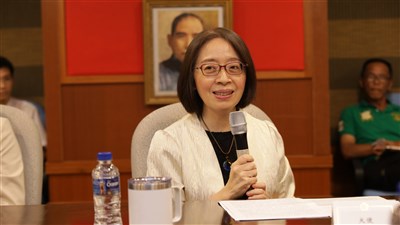 葉非比接任駐瑞典代表　連玉蘋調升駐大馬代表