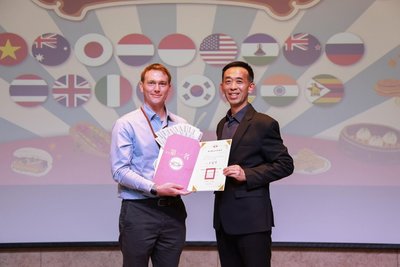 外籍學生華語文演講比賽　美籍溫柯橋摘金