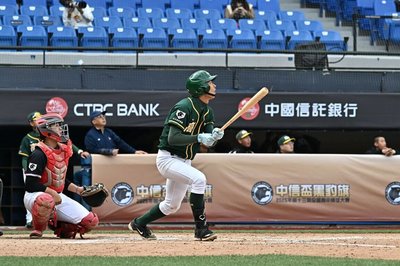 許書誠U18磨練扛壓力敲致勝安　黑豹旗率高苑晉4強