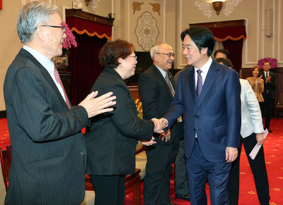 總統：馬英九稱8年執政有兩岸和平紅利　我沒看到