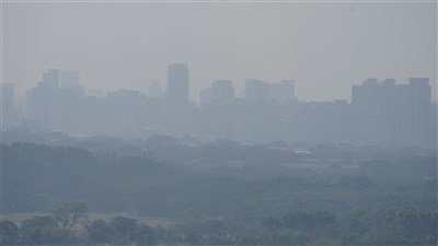 東北季風挾境外污染物　3日全台空氣品質亮橘燈