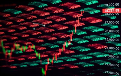 台股漲勢收斂上揚221點 突破月線反壓