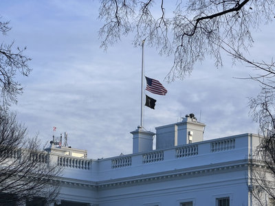 國民兵華府巡邏遇襲喪命　川普下令降半旗致哀