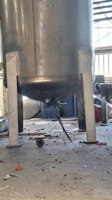 桃園大園工人炸死案　廢液槽自然生成「撒旦之母」