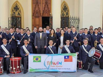 台灣捐贈樂器　助力巴西福音使者協會推廣音樂文化