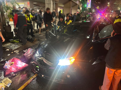 男子疑毒駕連撞多車釀3傷 基隆警起出喪屍煙彈