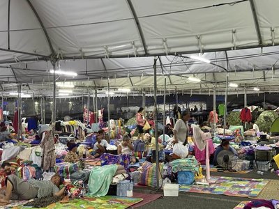 旅居泰柬邊境德籍公民憶撤離經過 火箭聲中匆忙逃命