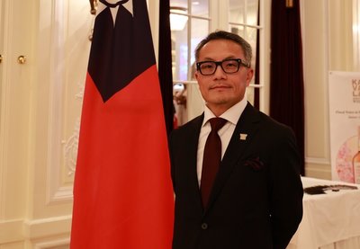 駐瑞士代表王思為接受專訪 堅守一中一台互不隸屬