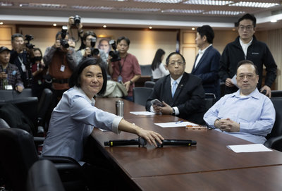 助理費除罪化修法爭議 助理工會拜會陳玉珍當面溝通