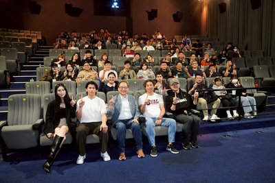 陳傑憲看「冠軍之路」 感謝紀錄棒球人的故事