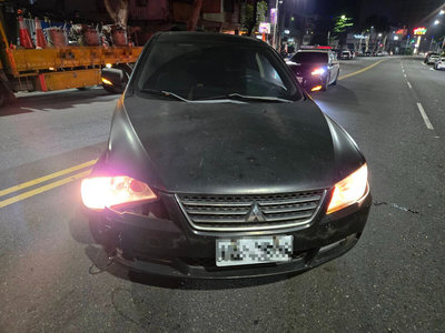 高雄警員酒駕撞車 兩大過免職移送法辦