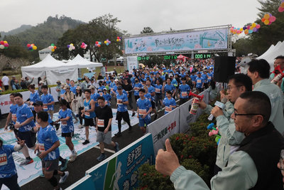 曾文水庫馬拉松 3650人開跑挑戰高難度賽道