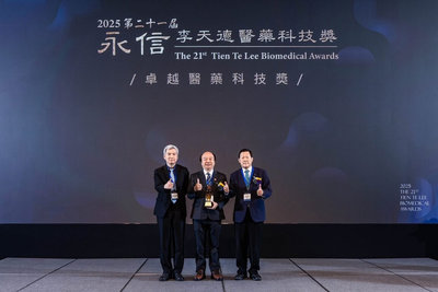 中正大學蔡少正研究癌症轉譯 獲李天德醫藥科技獎