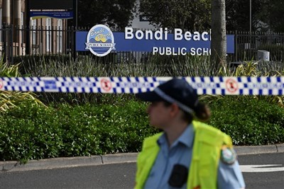 雪梨海灘槍擊案滿1週　全澳燭光追悼默哀1分鐘