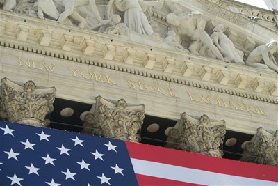 美11月失業率寫4年來新高　美股多收低