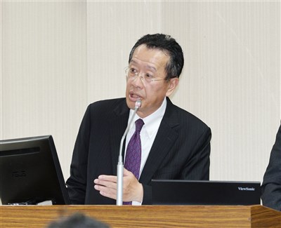 顧立雄:當兵是國民應盡義務 閃避兵役行為不足取