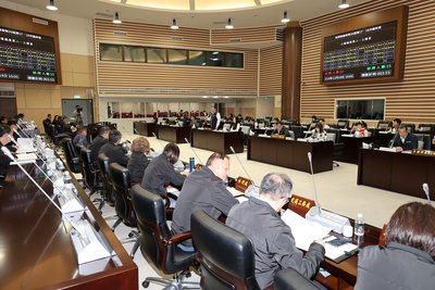 苗縣府將成立長期照護、數位研考處　議會三讀通過