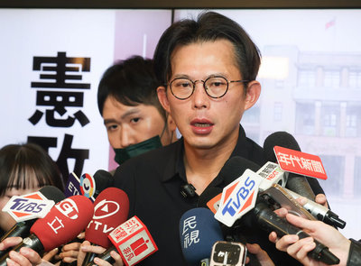 黃國昌：26日提彈劾總統程序　全國公聽會後再表決