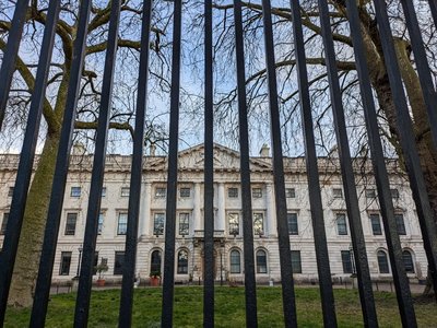中國巨型使館倫敦建案待決　北京在英外交足跡引關注