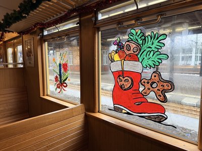 柏林復刻懷舊耶誕列車　大人小孩重溫城市歷史記憶