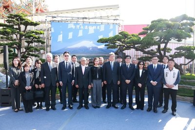 萩生田光一訪高雄　陳其邁：為區域和平穩定貢獻