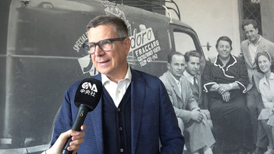 走訪義大利甜點店、包裝廠 看見龐大耶誕節商機